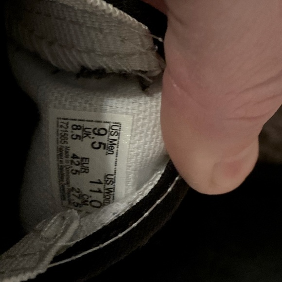 Men's Vans - Picture 2 of 5